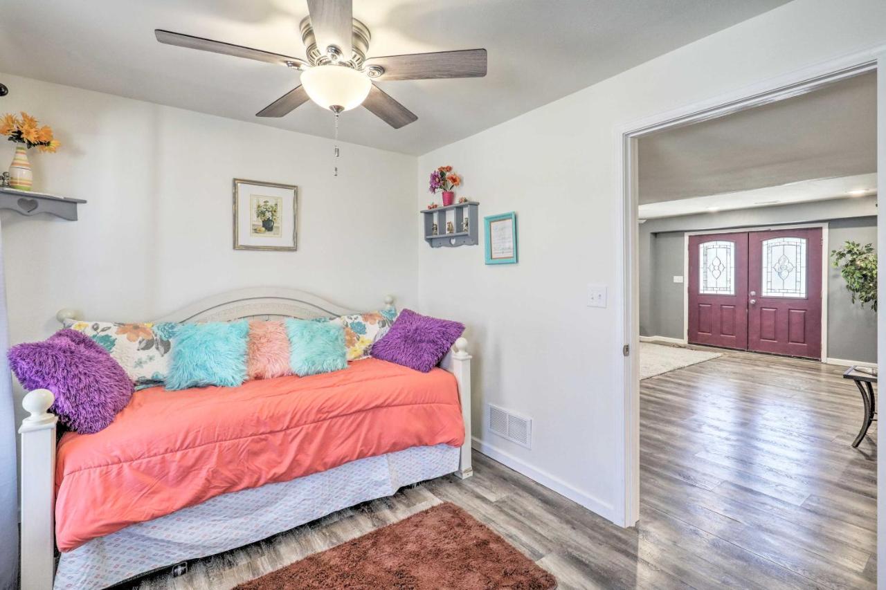 Kimberlys Hope Clark Apt On Farm With Pool Access מראה חיצוני תמונה